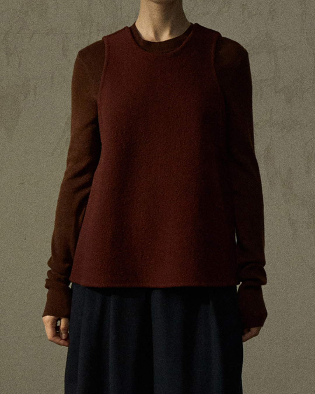 ラウンドネックニットフレアベスト 10286