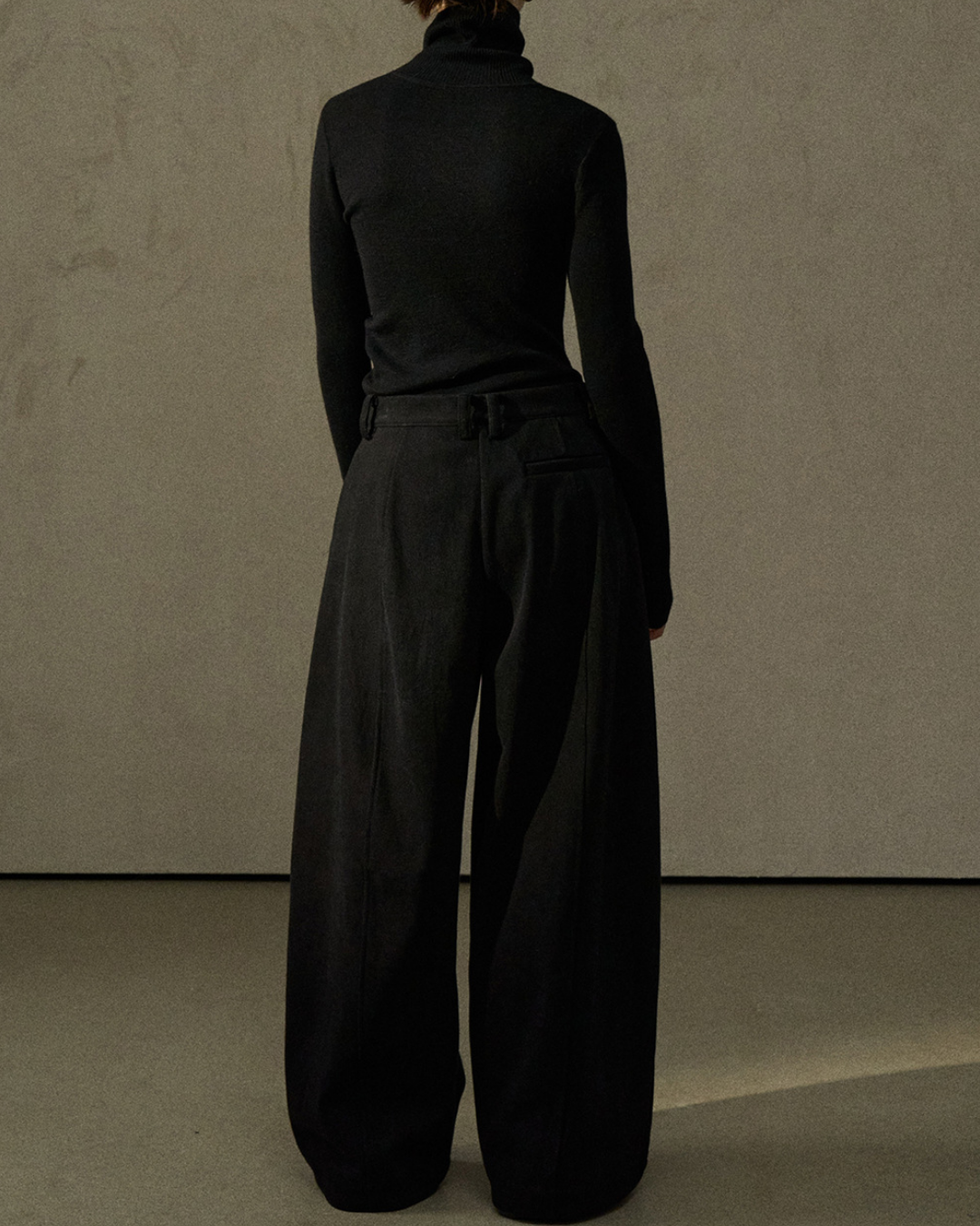 ハイウエストプリーツカーブパンツ 10224