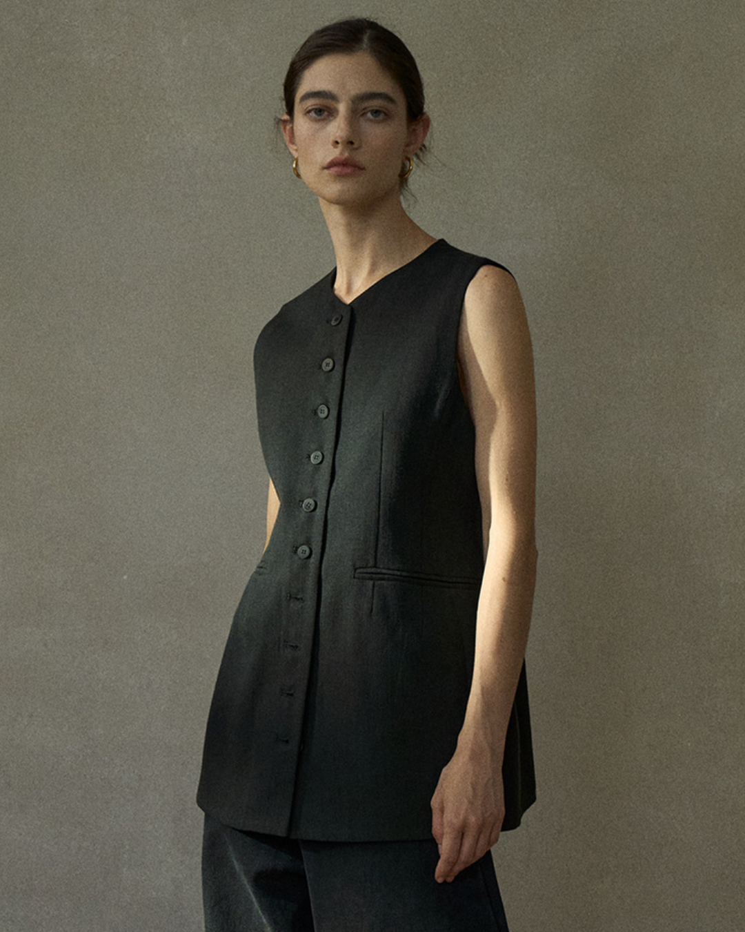 シャープVネックベスト 10441