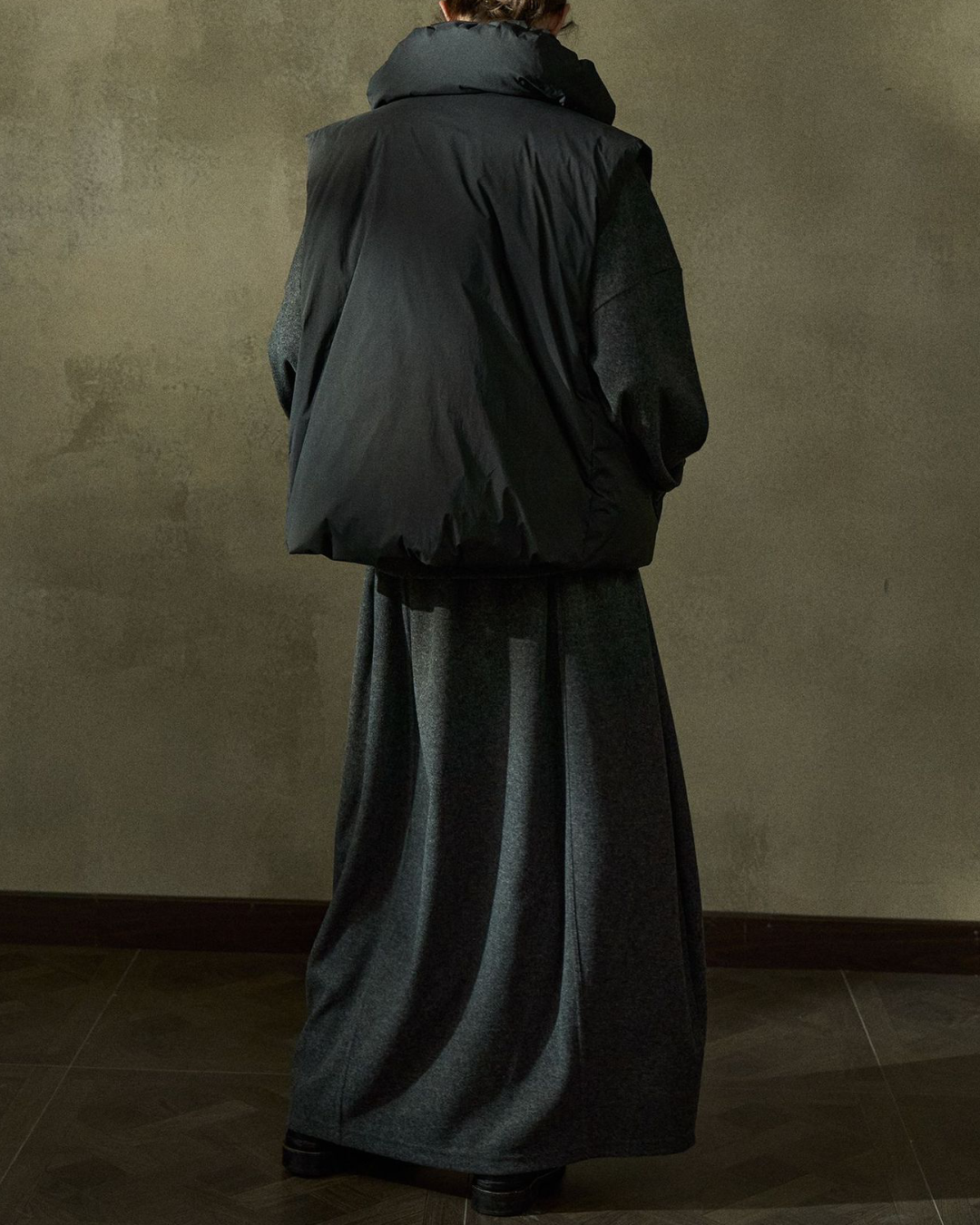 ドローコードミディダウンベスト 10227