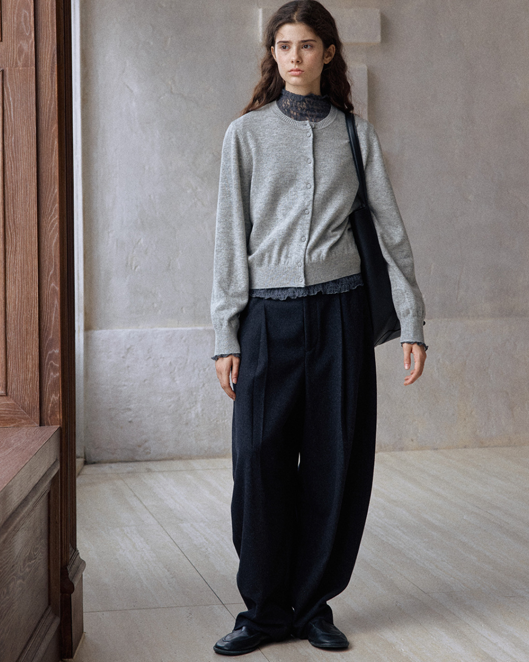 ラウンドネックソフトトーンニットカーディガン 10152