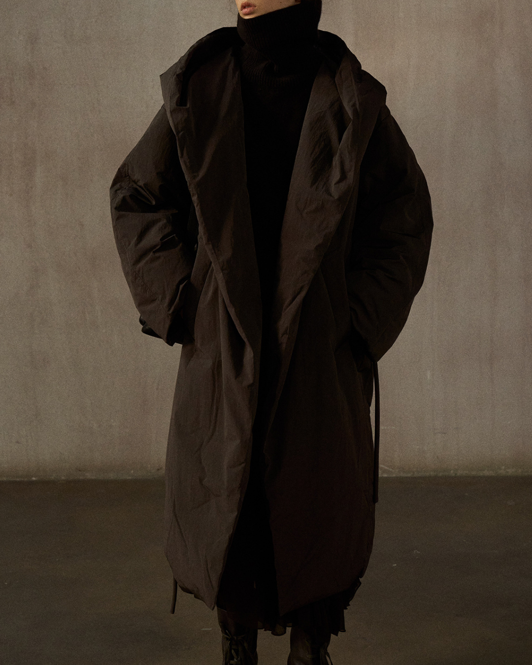 フーディーストラップロングダウンコート 10275