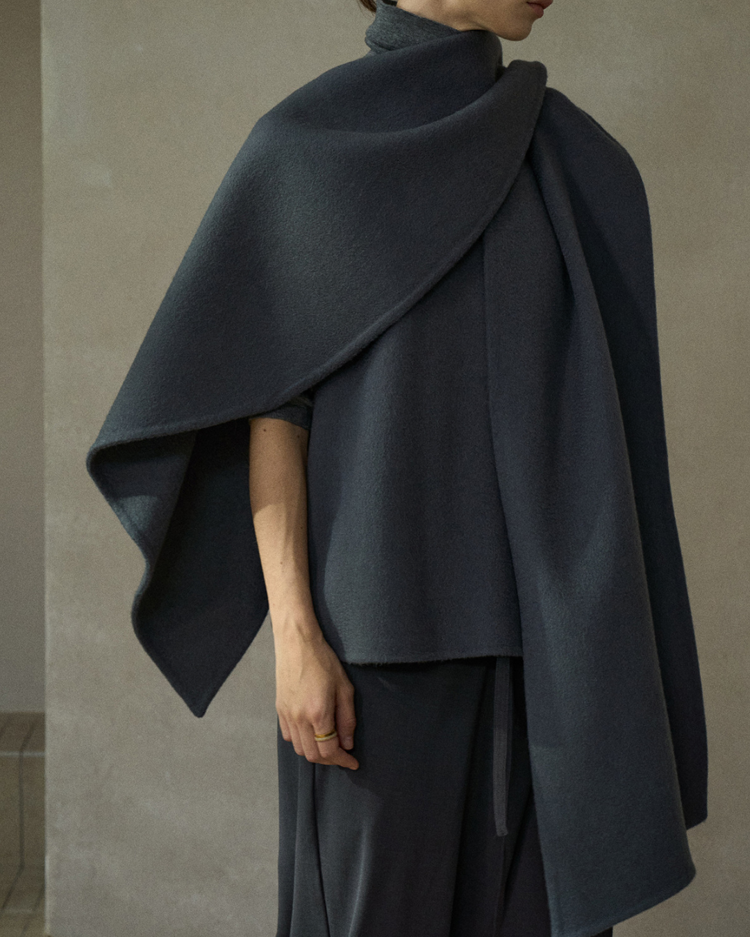 ラウンドネックベスト 10200