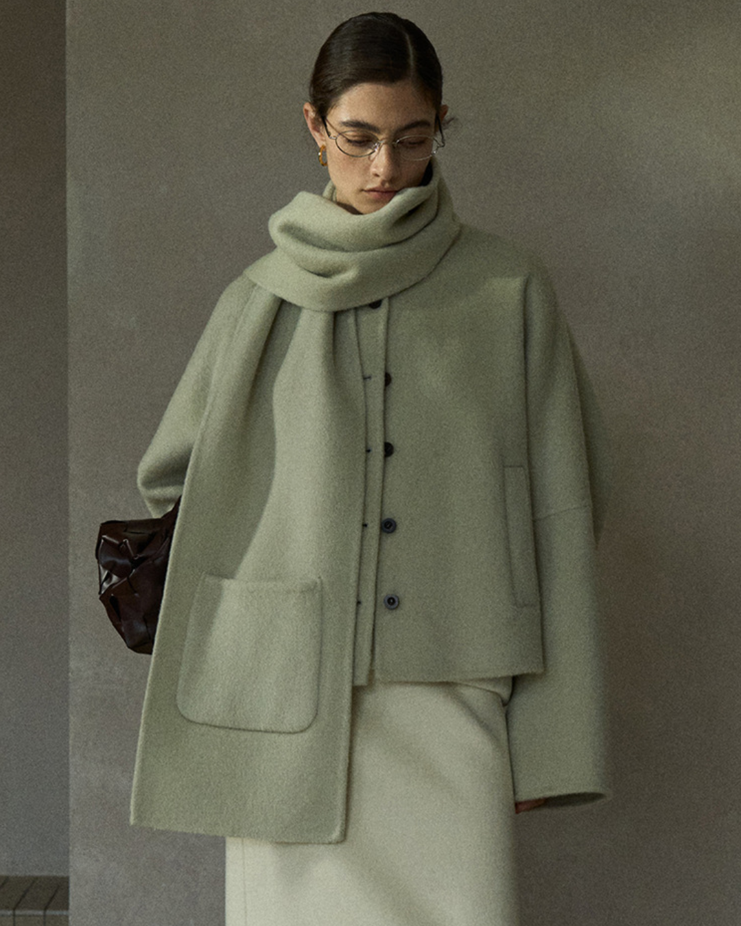 シェルネックマットショートコート 10428