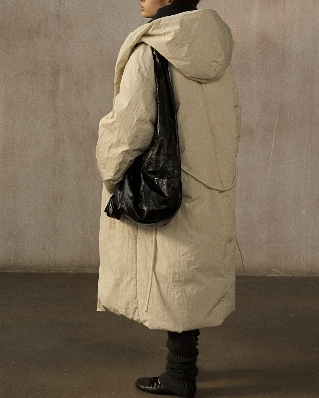 フーディーストラップロングダウンコート 10275