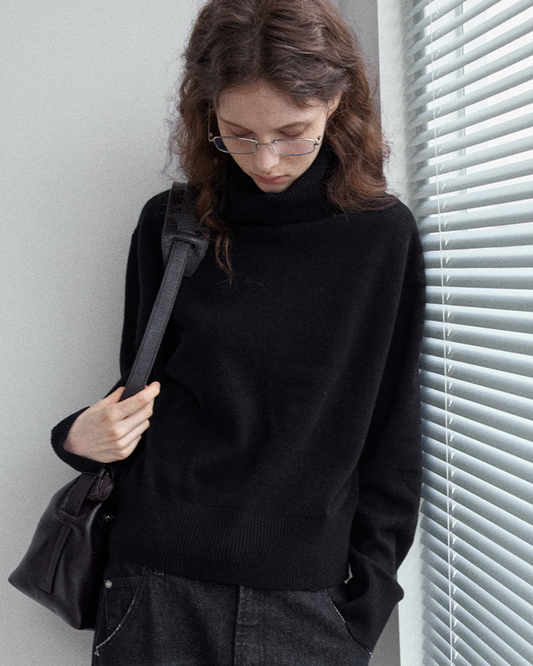 タートルネックニュートラルトーンニットプルオーバー 10150