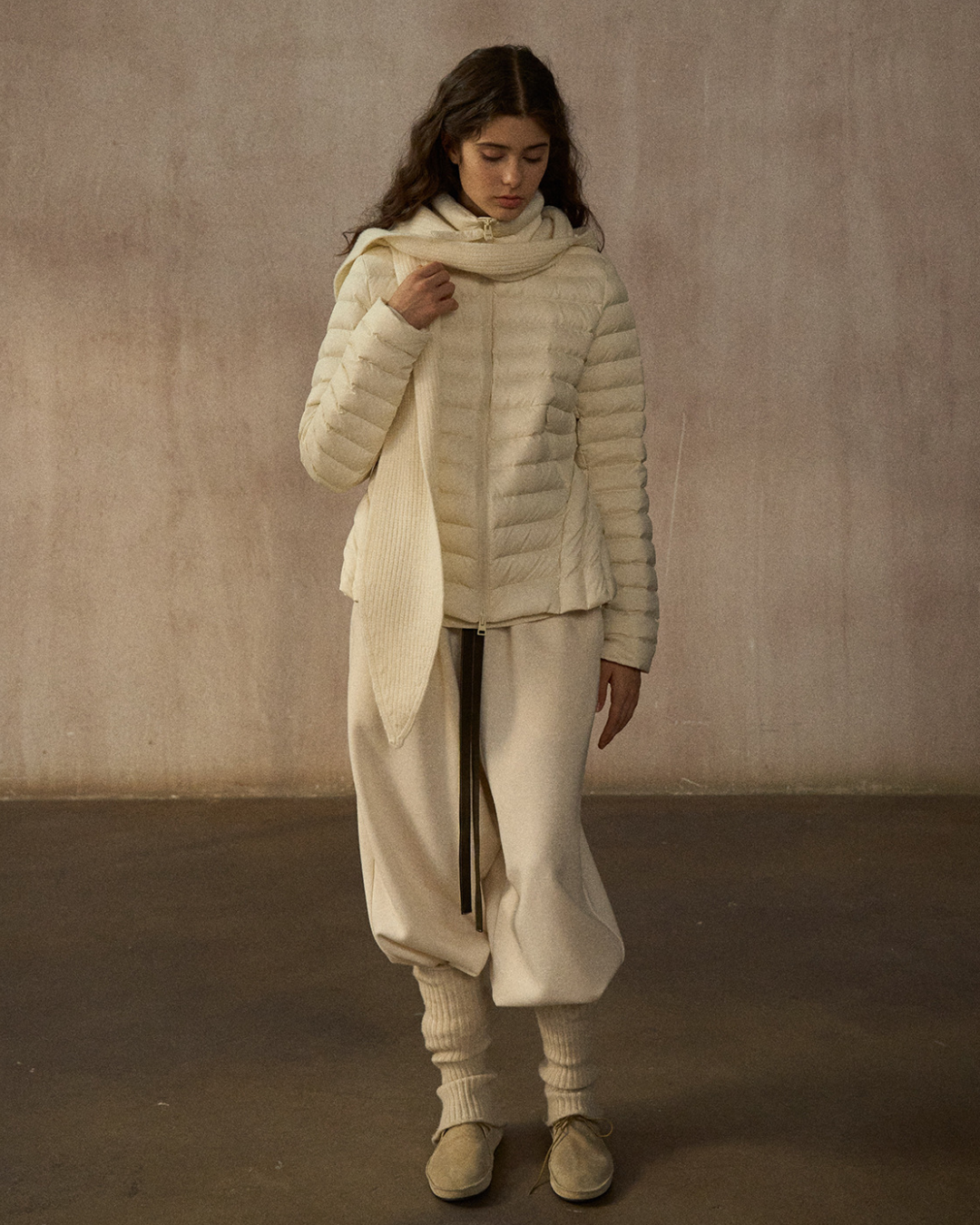 スタンドカラーショートダウンコート 10249