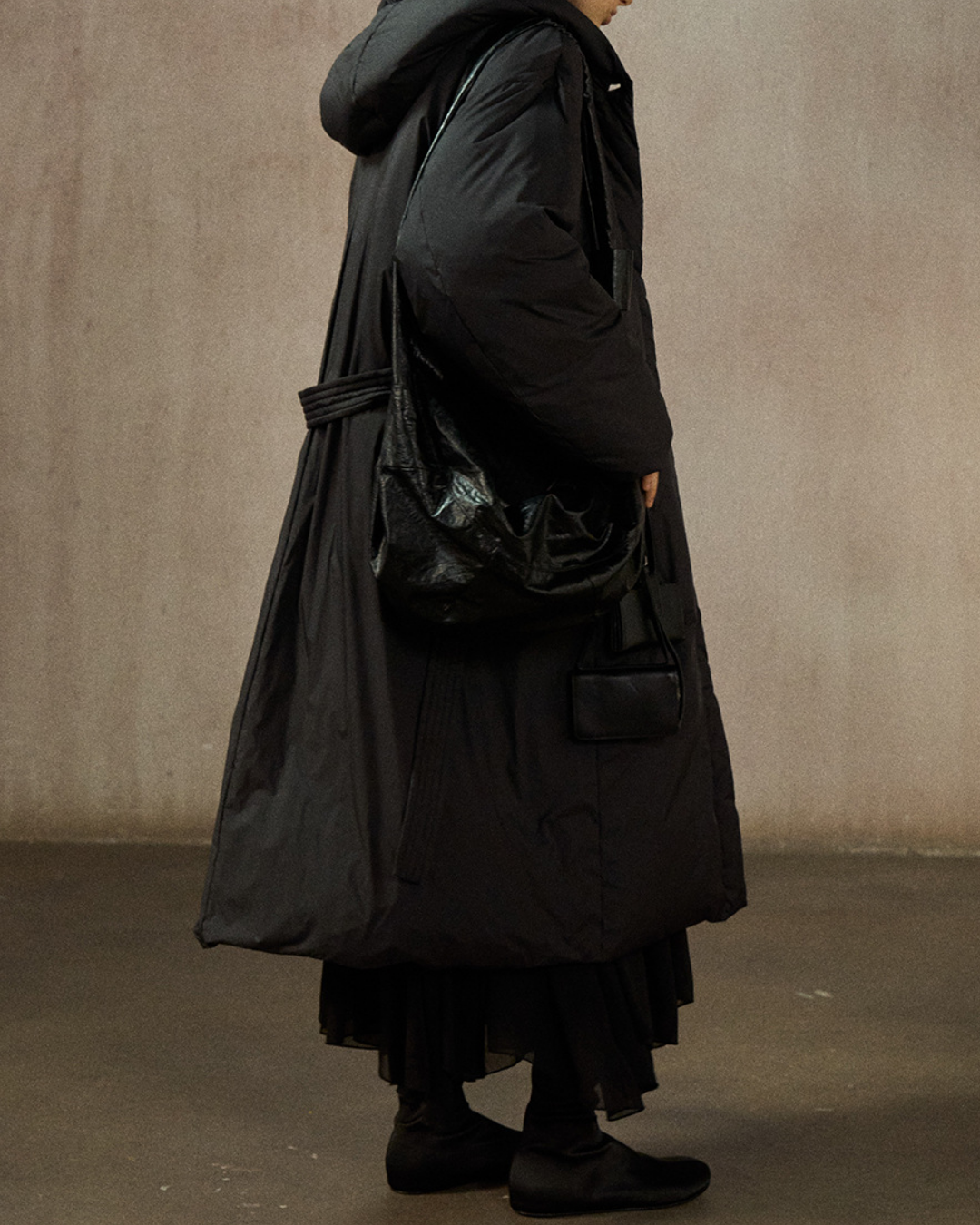 フーディーストラップロングダウンコート 10281