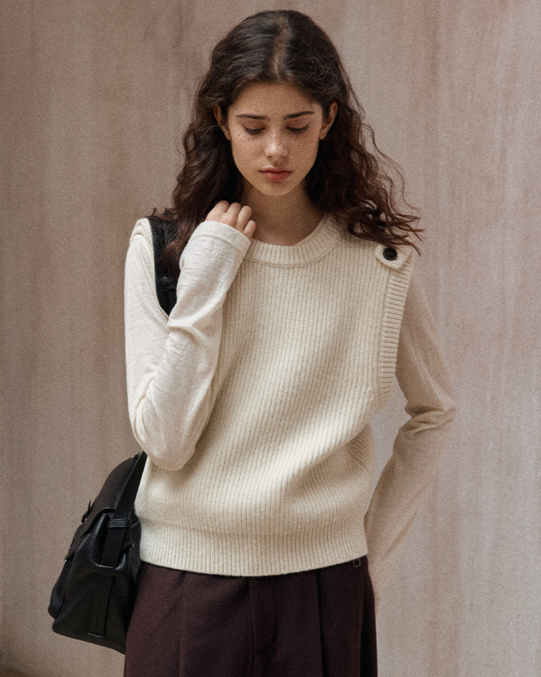 ストラクチャーショルダーニットベスト 10382