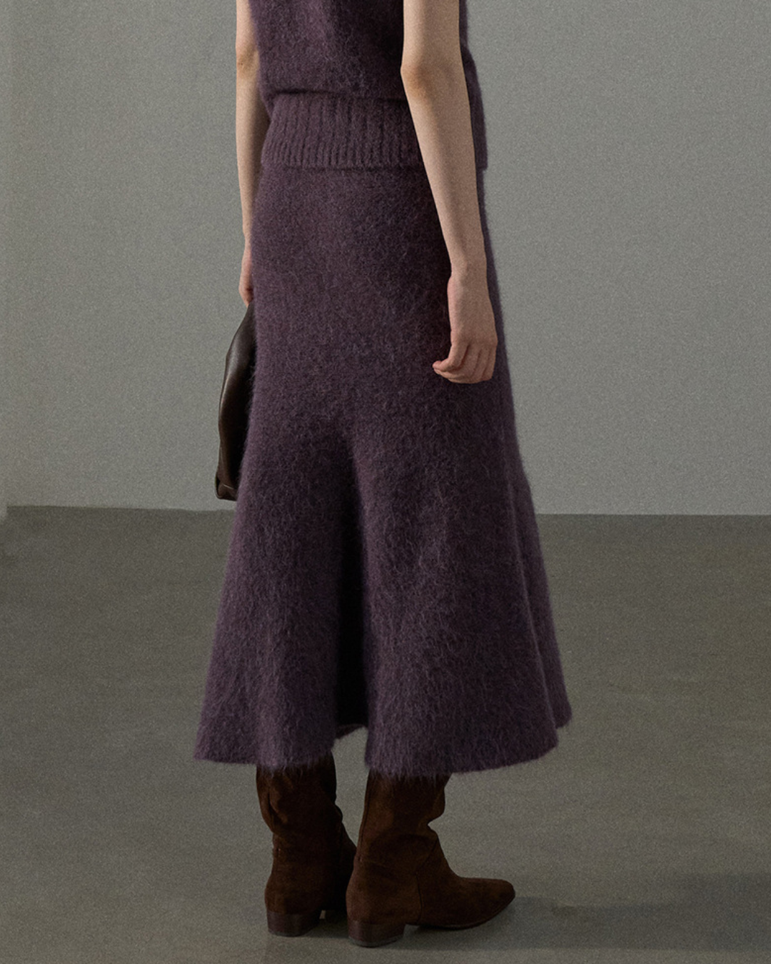 フローヘムシェイプテールニットスカート 10431