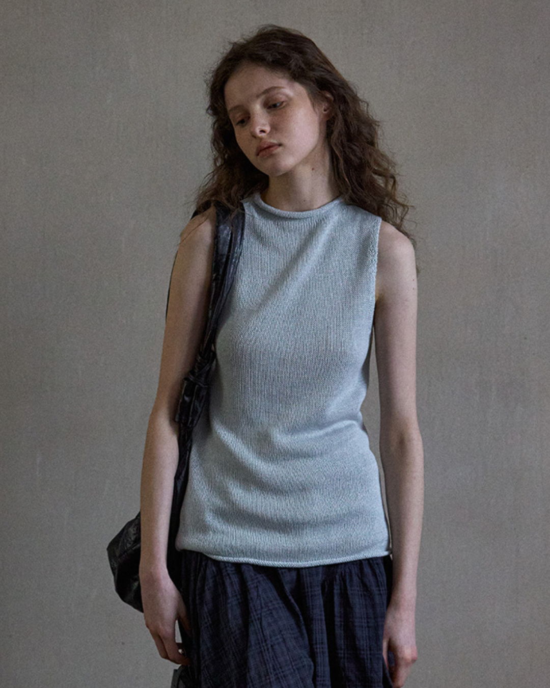 シリンダーハイネックノースリーブニット 10558