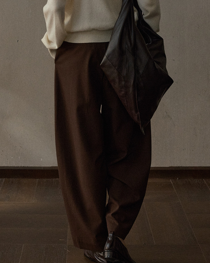 シャープカーブシルエットクロップドパンツ 10781