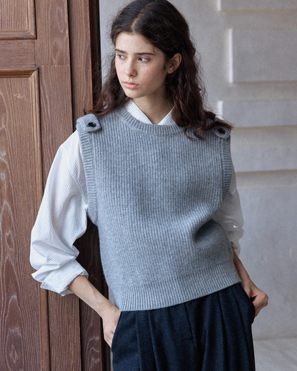 ストラクチャーショルダーニットベスト 10382