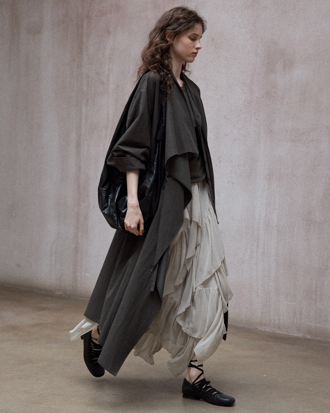 アシンメトリーフロウストラップワンピース 10340