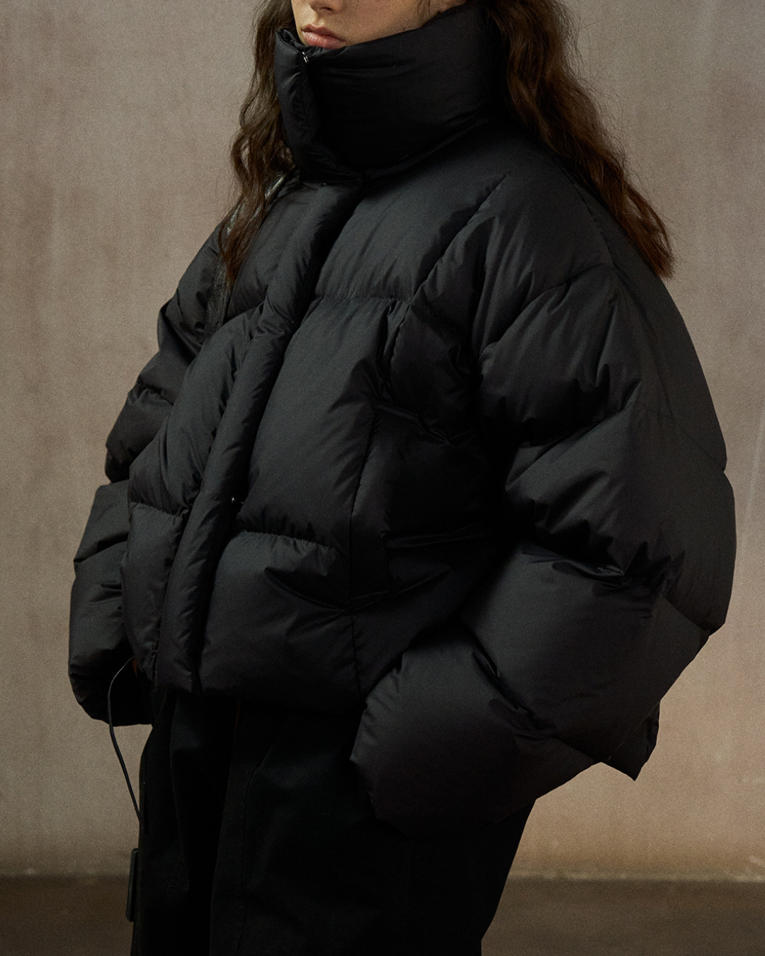 スタンドカラーショートダウンコート 10270