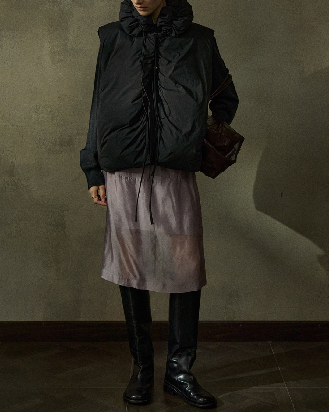 ドローコードミディダウンベスト 10227