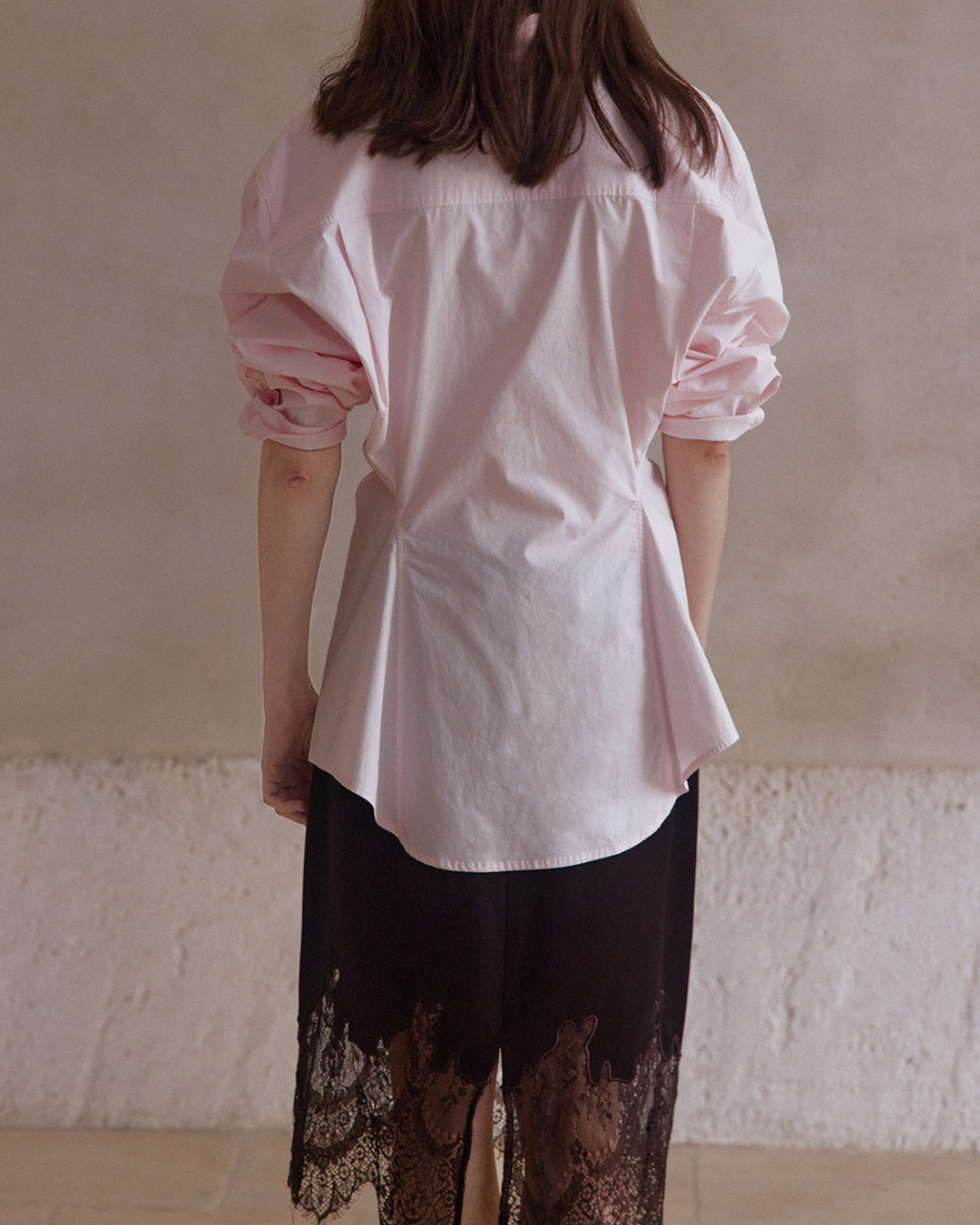 スタンダードカラーウエストスリムロングシャツ 10116