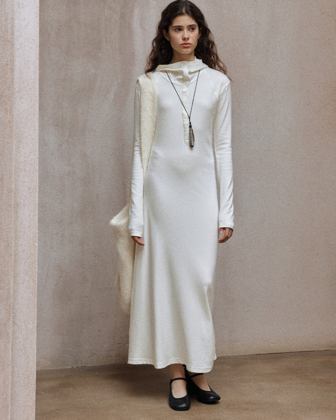 ヘンリーネックフーディーニットワンピース 10140