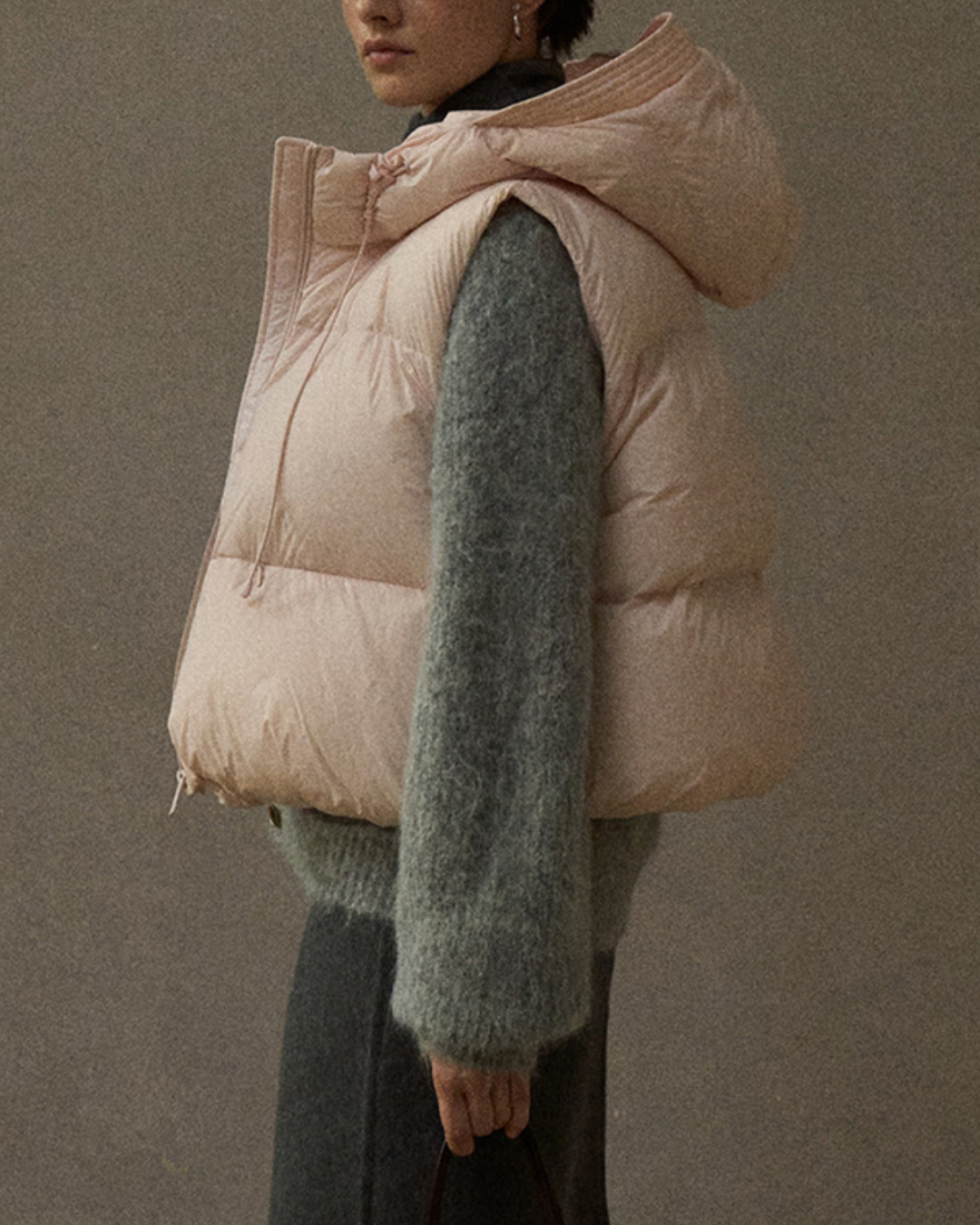 ドローコードフーディーダウンベスト 10258