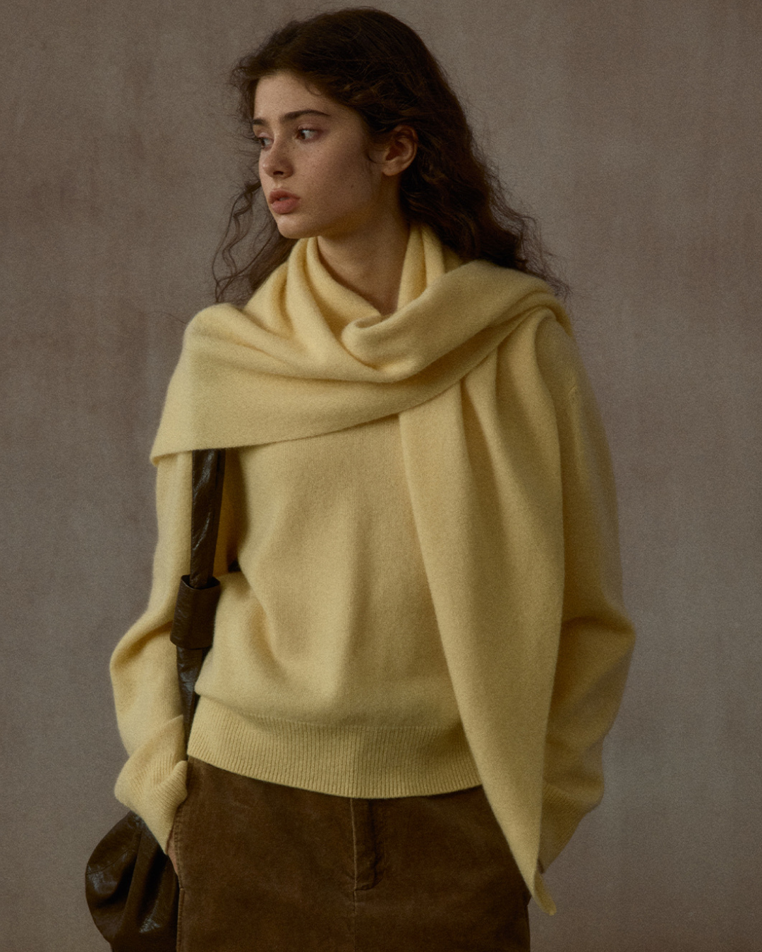 トライアングル マフラー 10316